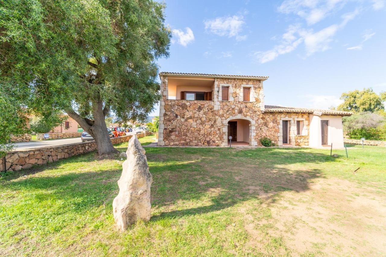 Iss Travel, Pedra Rosa 2 Bedroom Apartments With Private Terrace And Air Conditioning سان تيودورو المظهر الخارجي الصورة