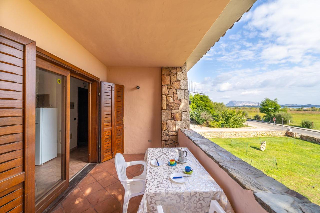 Iss Travel, Pedra Rosa 2 Bedroom Apartments With Private Terrace And Air Conditioning سان تيودورو المظهر الخارجي الصورة